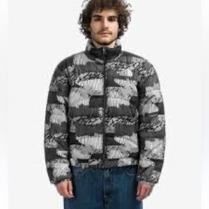 NWT The North Face Men's Circaloft
Jacket in Asphalt Grey/Abstract...